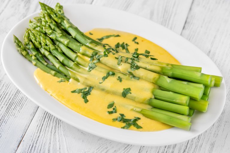 Sparris med hollandaise