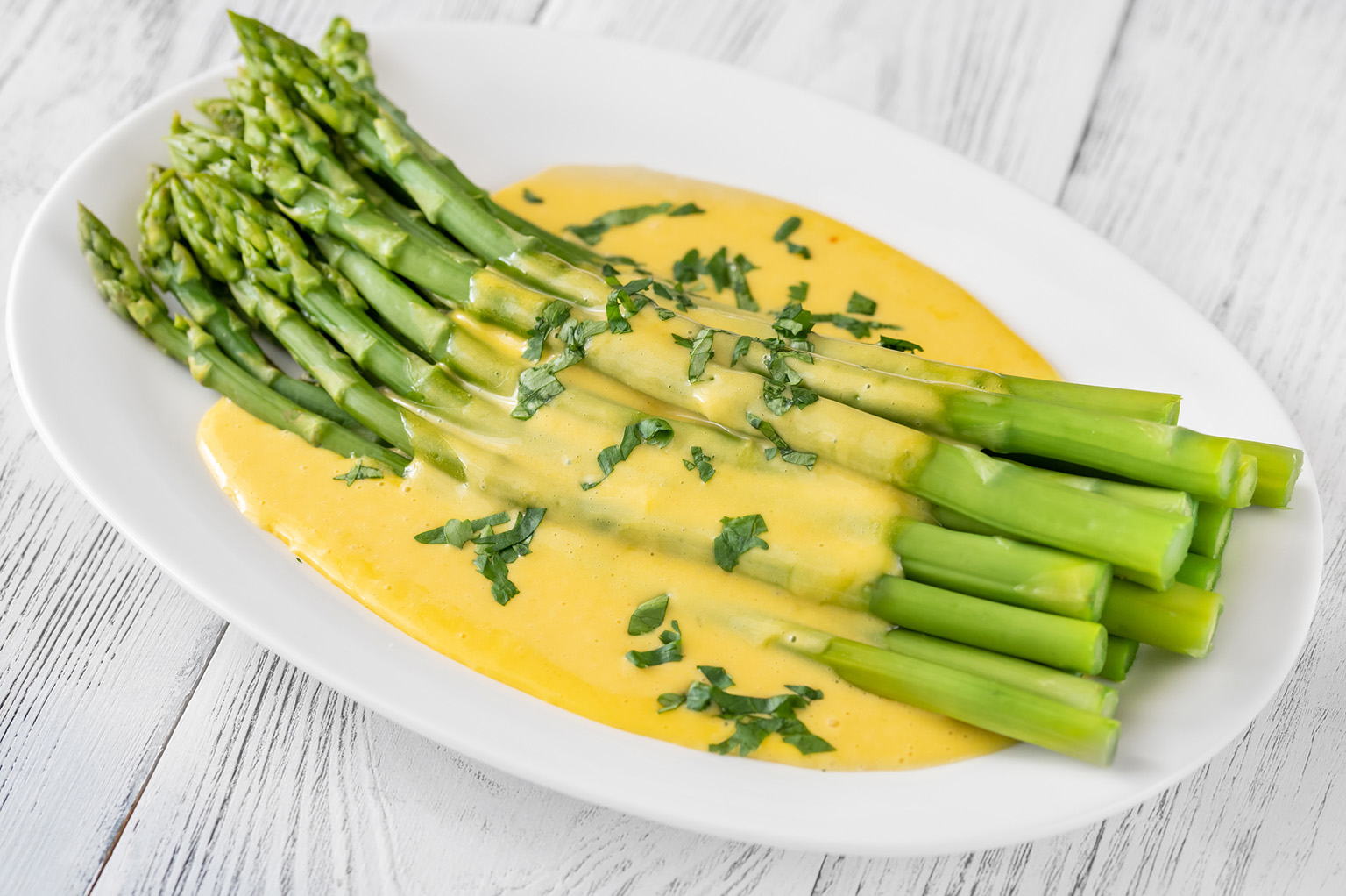 Sparris med hollandaise