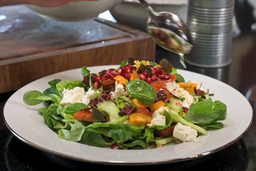Matvetesallad med fetaost Matvetesallad med fetaost